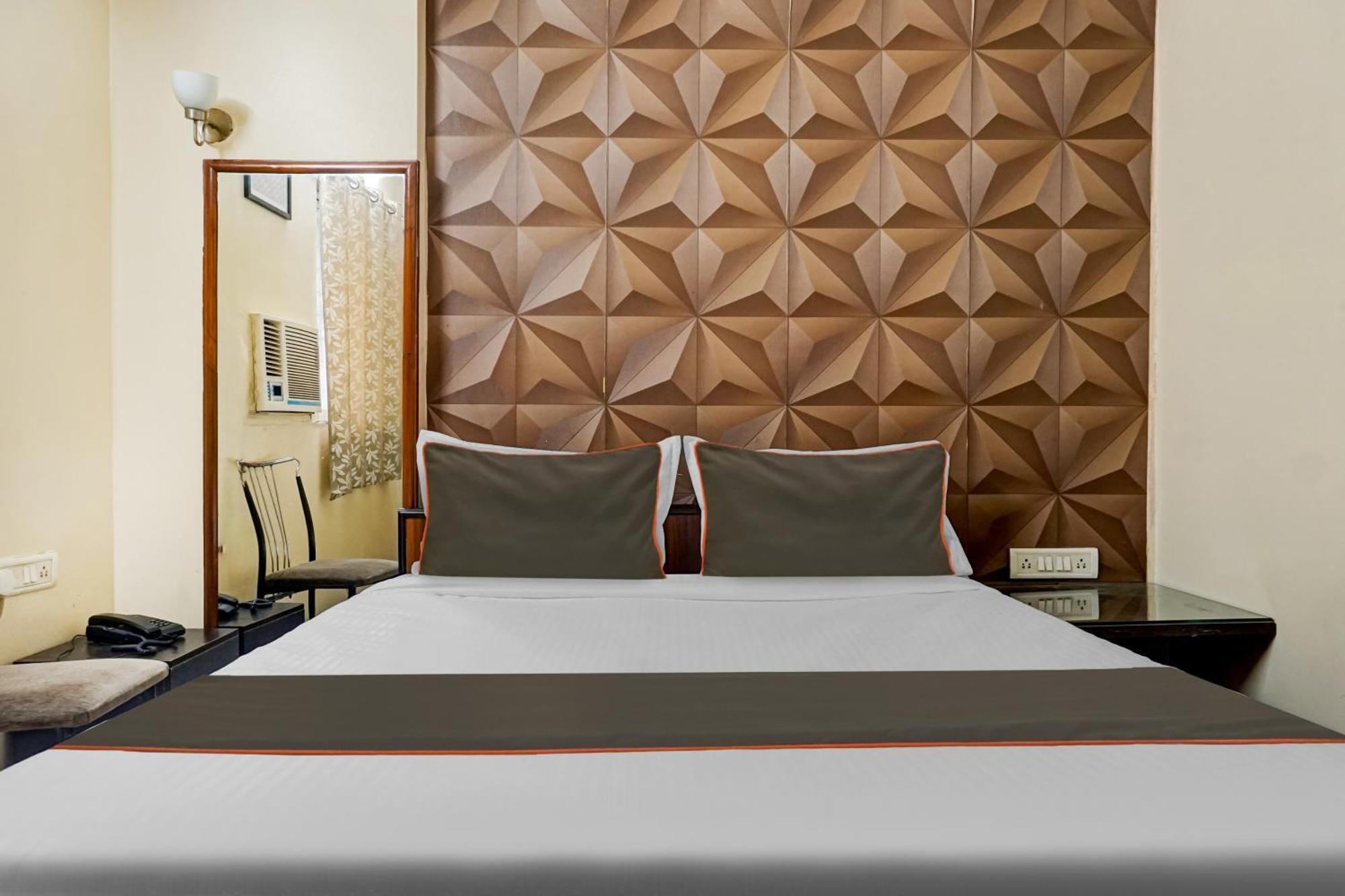 Hotel Galaxy Residency Kalyani Nagar Pune Eksteriør billede