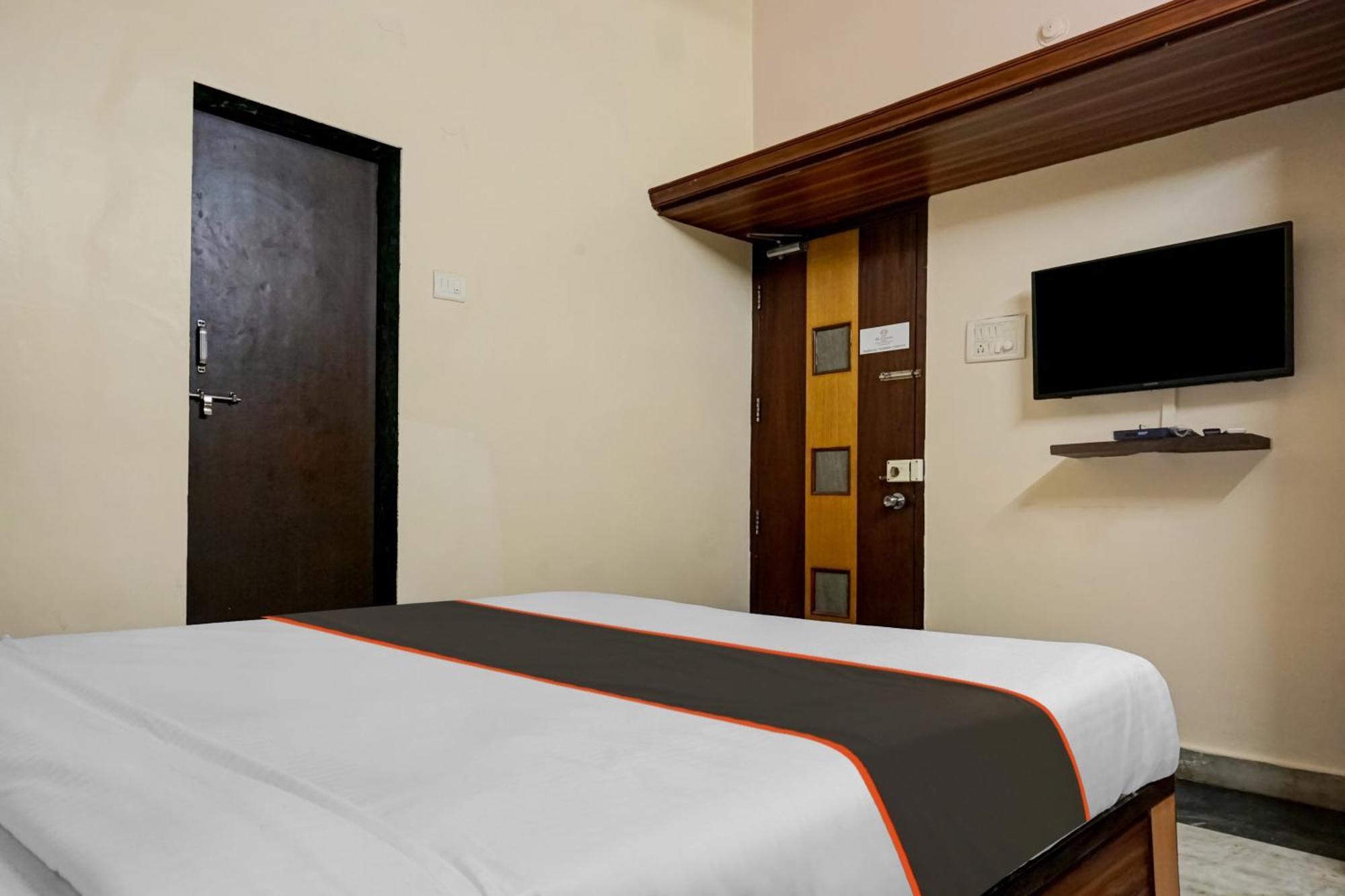Hotel Galaxy Residency Kalyani Nagar Pune Eksteriør billede